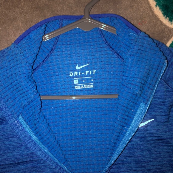 Nike dri-fit zip up - Picture 2 of 2